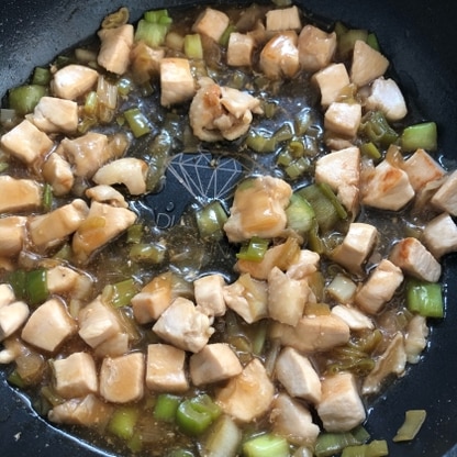 鶏胸肉ですが三歳の子供もよく食べてくれました。美味しかったです！